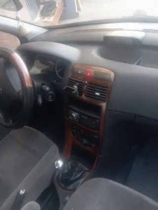 Peugeot 307 2001