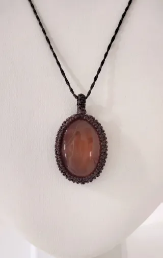 Collana macramè con agata corniola