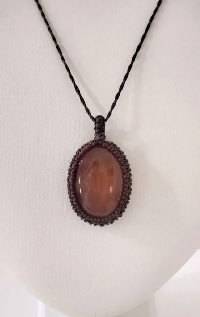 Collana macramè con agata corniola