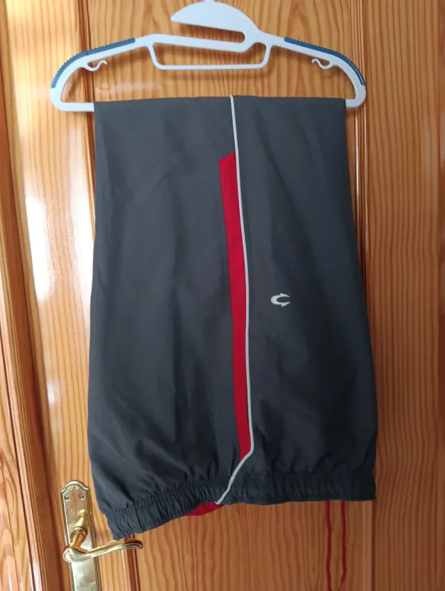 Chándal Hombre Beige y Gris