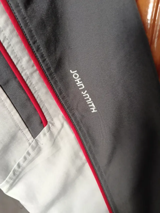 Chándal Hombre Beige y Gris