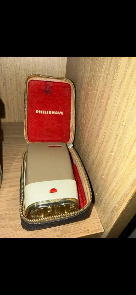Afeitadora PHILISHAVE antigua con estuche