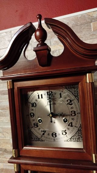 Orologio a pendolo vintage con serigrafia