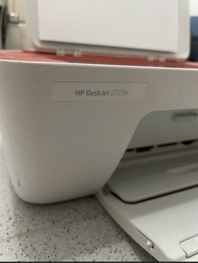 Impresora HP DeskJet 2723e Roja y Blanca