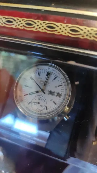 Reloj Seiko Cronógrafo Tachymeter