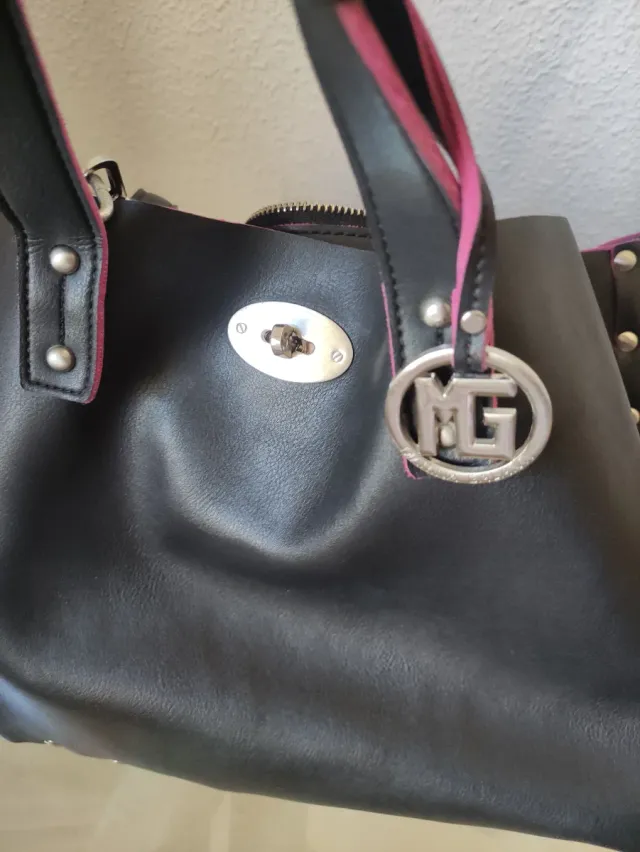 Bolso Negro y Rosa Mujer