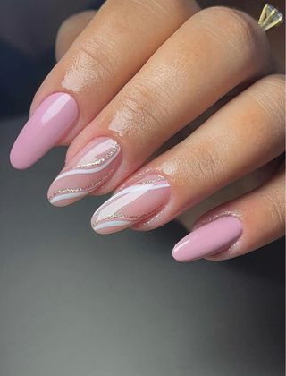 Manicurista en Cangas.