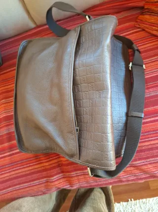 Bolso bandolera de piel calidad hombre Roberto Ver