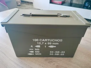 Caja de munición militar 100 cartuchos
