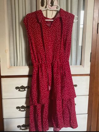 Vestido rojo lunares volantes