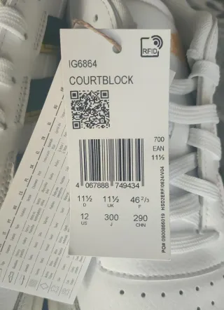 Zapatillas Adidas CourtBlock Blancas y Verdes