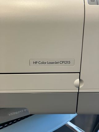 Impresora HP Color LaserJet CP1215