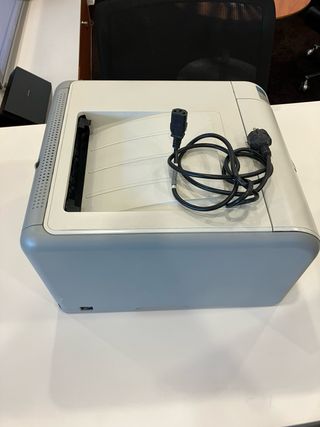 Impresora HP Color LaserJet CP1215