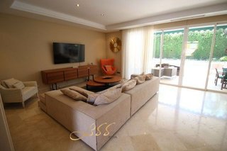 Casa en alquiler en Nueva Andalucía centro en Marbella