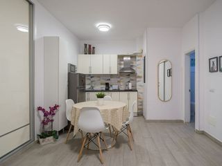 Piso en alquiler en Santa Catalina - Canteras en Palmas de Gran Canaria(Las)