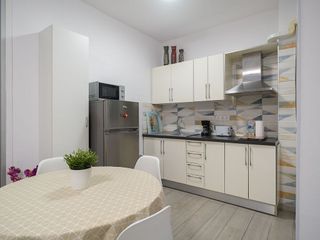Piso en alquiler en Santa Catalina - Canteras en Palmas de Gran Canaria(Las)