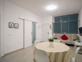 Piso en alquiler en Santa Catalina - Canteras en Palmas de Gran Canaria(Las)