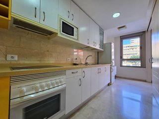 Piso en alquiler en Arenales - Lugo - Avenida Marítima en Palmas de Gran Canaria(Las)