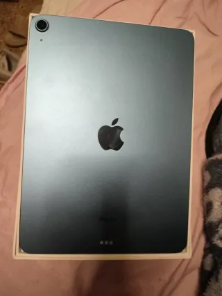 iPad Air 5ª Gen 64 GB Plata