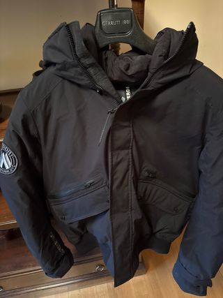 Chaqueta Superdry Negra Talla S