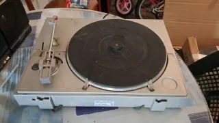 Giradischi Sony Argento e Nero