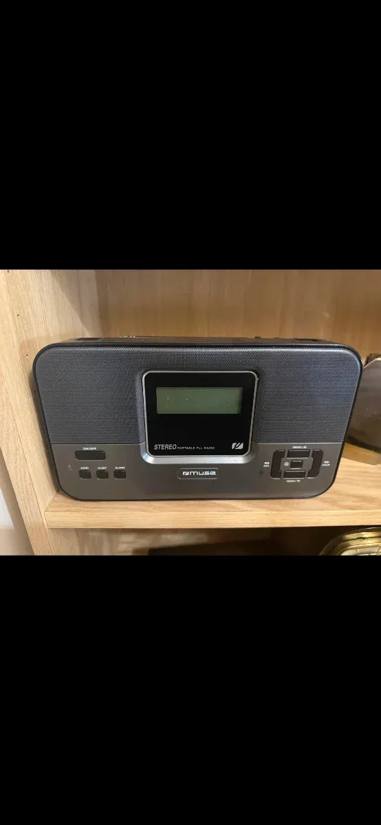 Radio Cassette Sanyo Plata