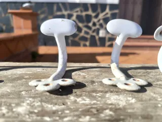 Percheros  lacados blanco franceses años 60