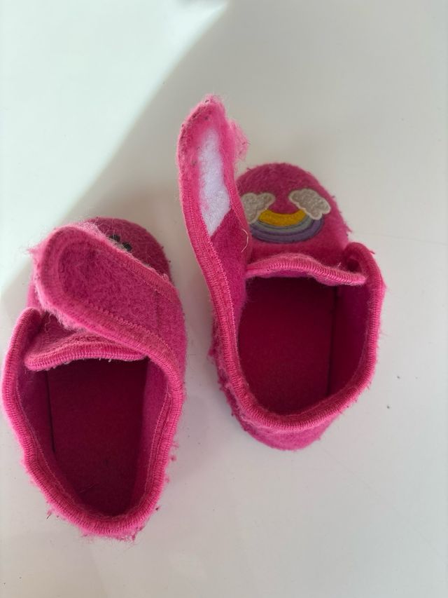 Zapatillas niña unicornio y arcoíris T24