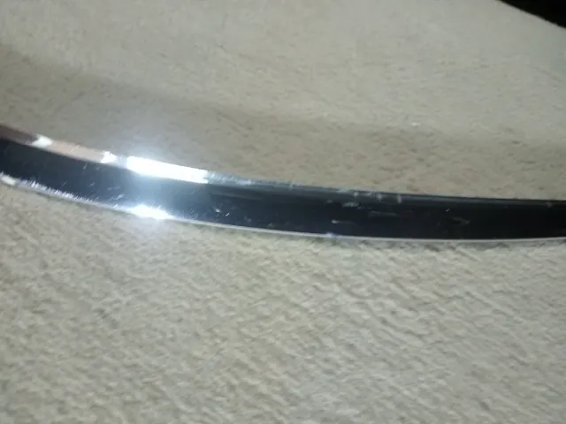 Moldura delantera izquierda Peugeot 407