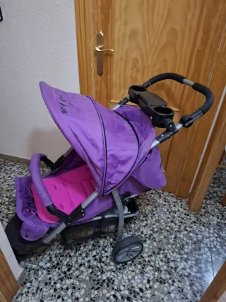 Carro de bebé morado