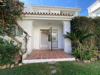 Piso en alquiler en La Carihuela en Torremolinos