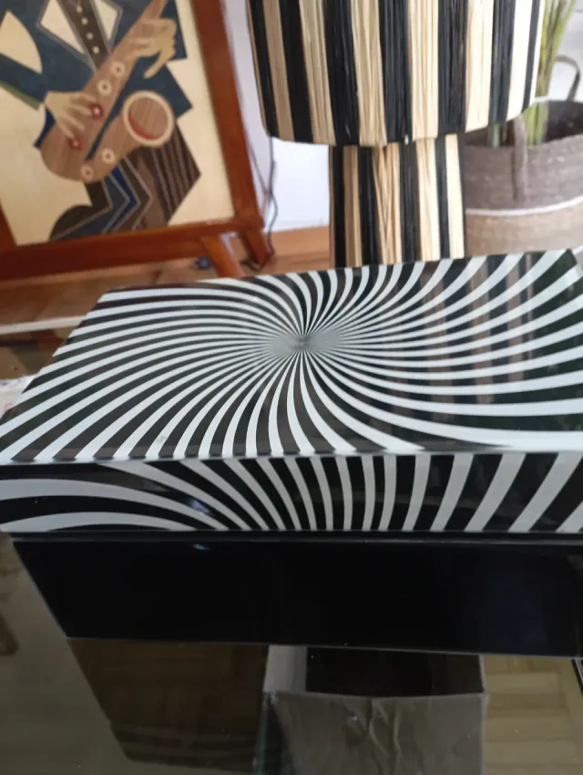 Caja decorativa metacrilato blanco y negro