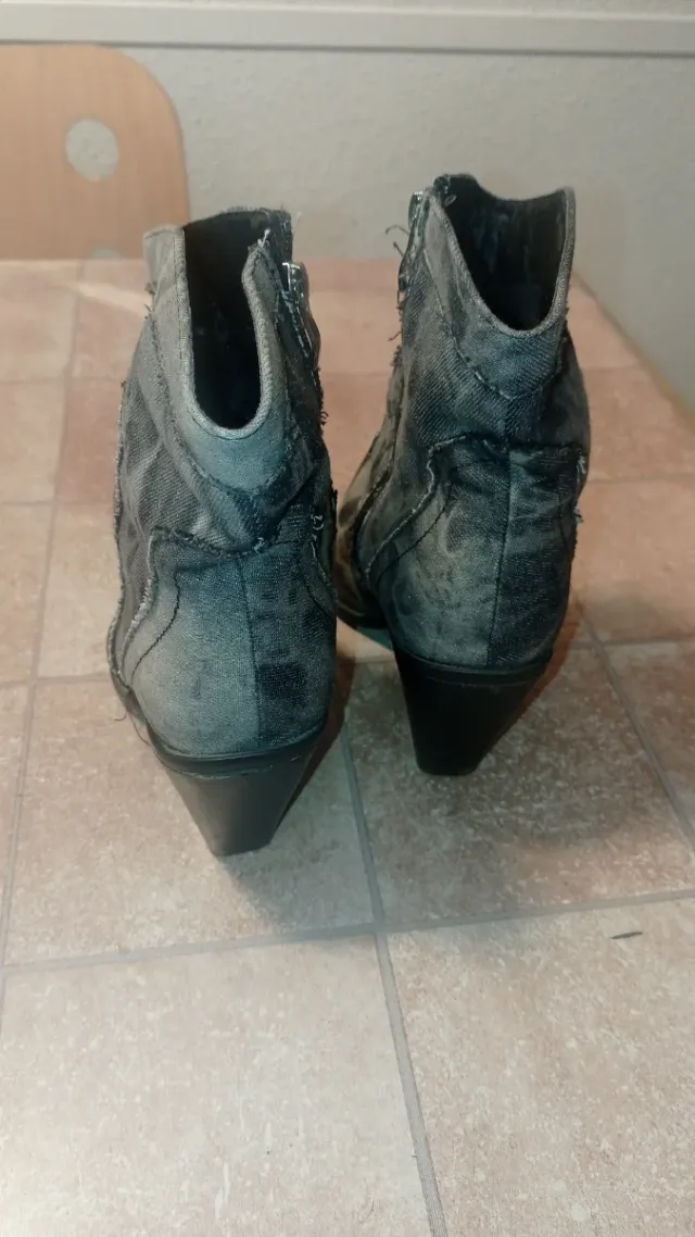 Botas de mujer tacón punta fina