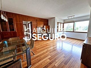 Piso en alquiler en Colina en Madrid