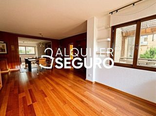 Piso en alquiler en Colina en Madrid