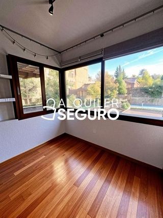 Piso en alquiler en Colina en Madrid