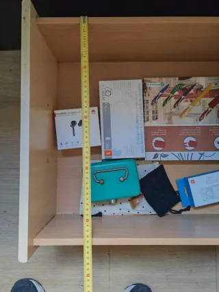 Camas y mesita de noche