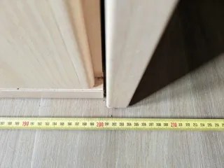 Camas y mesita de noche