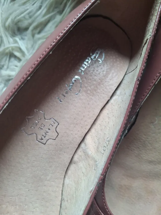 Zapatos de vestir rosa maquullaje  con hebilla