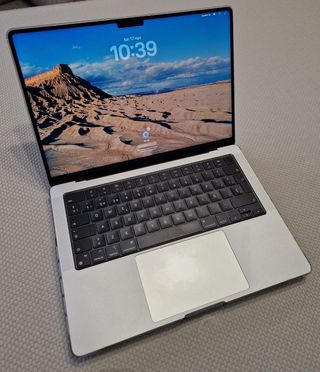 MacBook Pro 14 M1 Pro 16GB/512GB + Funda