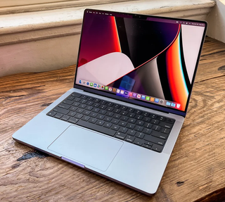 MacBook Pro 14 M1 Pro 16GB/512GB + Funda