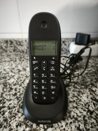Teléfono Inalámbrico Motorola C1001L.