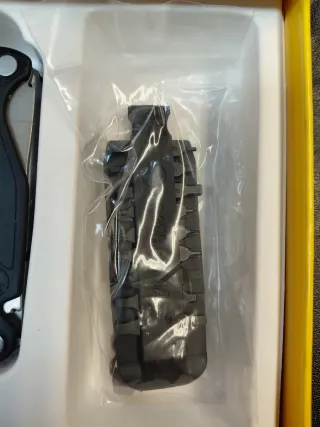 Alicate Multiusos Leatherman Charge Plus