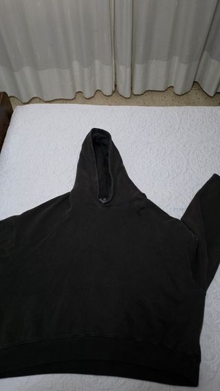 Sudadera Zara Cartoon Exoplanet Whispers