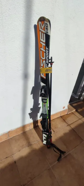 Esquís Fischer 140 cm con palos