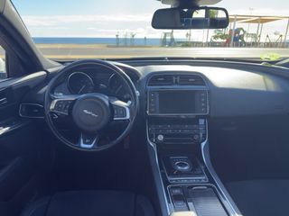 Jaguar XE 2018