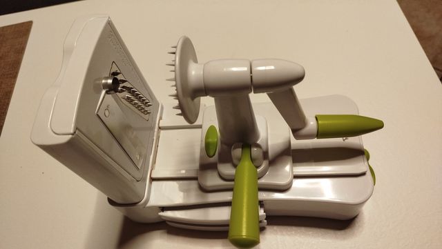 Tagliaverdure a spirale per spaghetti