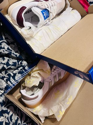 Zapatillas Adidas Samba Blancas y Plateadas