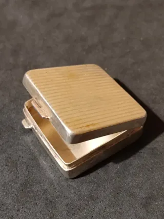 Cajita de plata pequeña