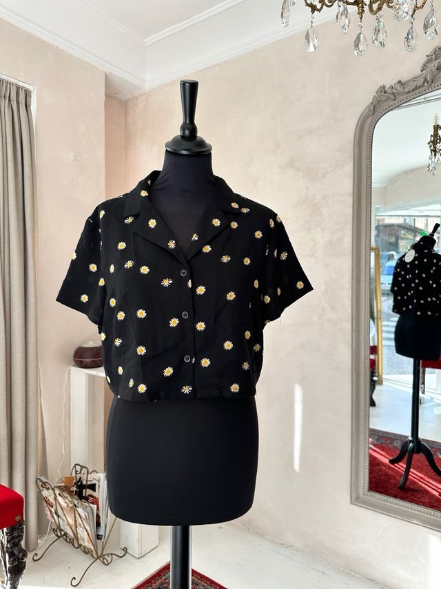 Camisa crop top flores